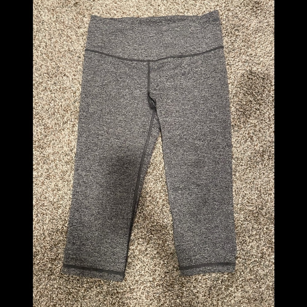 Victoria Secret Sport Charcoal Capri leggings